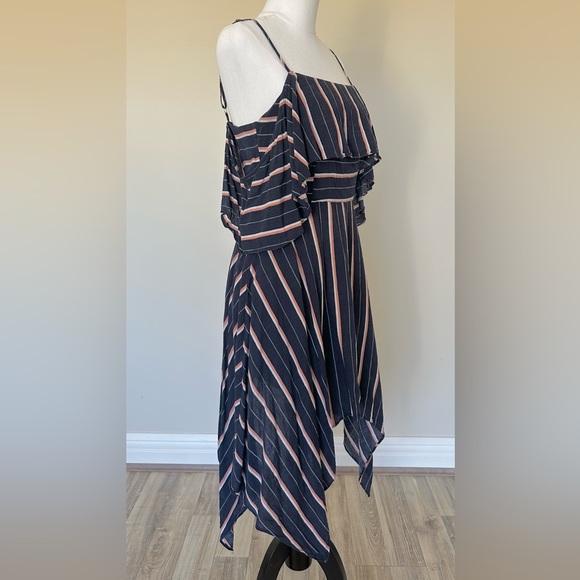 Chancery Striped Sundress with Asymmetrical Hem Cold Shoulder Sleeves - Size 12 - Picture 2 of 7